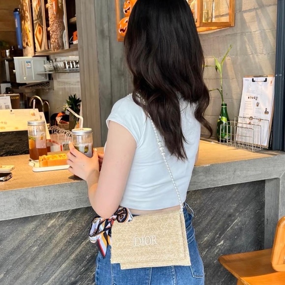 Dior Straw Crossbody bag❤️New, authentic! - Picture 10 of 10